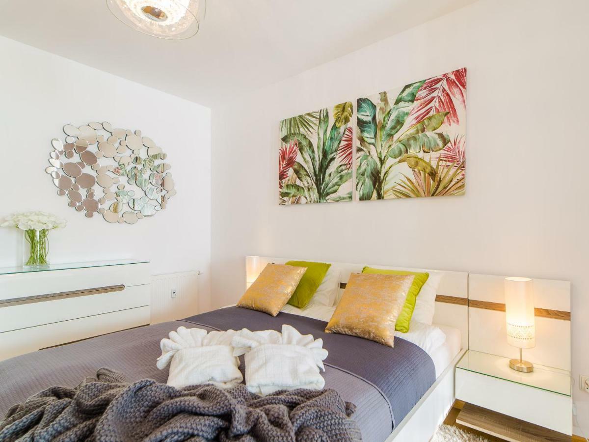 Kristina Osiedle Polanki Apartment